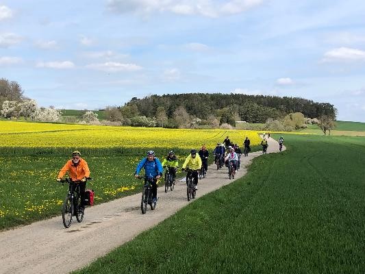 Fahrradtour durch Landschaft